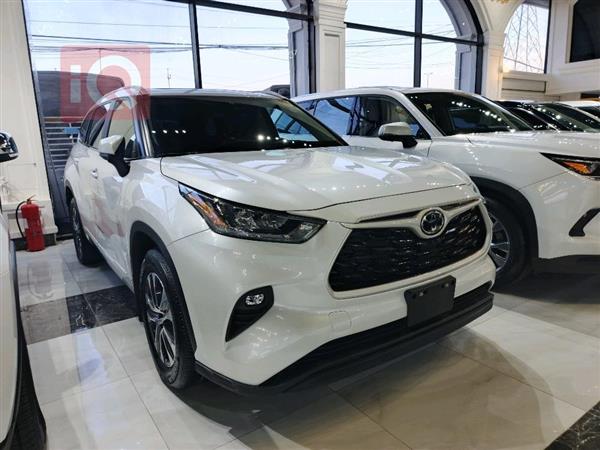 Toyota for sale in Iraq